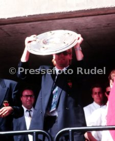 17.05.1992 VfB Stuttgart Meisterschaft Empfang im Stadion