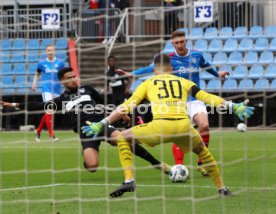 Fu&szlig;ball  2.Bundesliga Holstein Kiel vs. VfB Stuttgart