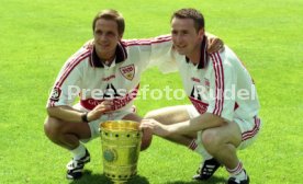 15.07.97 VfB Stuttgart Fototermin DFB-Pokal Sieger 1997