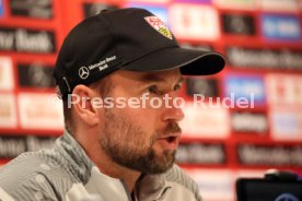 27.04.23 VfB Stuttgart PK Hoeneß