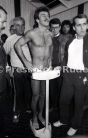 02.12.83 Boxen Rene Weller