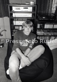 05.12.83 Stuttgarter Kickers J&uuml;rgen Klinsmann