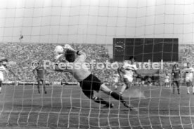 06.08.77 VfB Stuttgart - FC Bayern M&uuml;nchen
