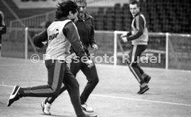 18.01.87 Stuttgarter Kickers Training Schleyer-Halle