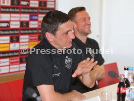 VfB Stuttgart Pressekonferenz Tayfun Korkut