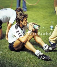 08.07.82 Deutschland - Frankreich