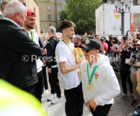 25.05.25 VfB Stuttgart Feier und Autokorso DFB-Pokal Sieg Stuttgart Schlossplatz