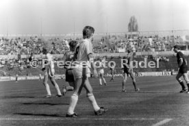 23.04.88 VfB Stuttgart - Bayer 05 Uerdingen