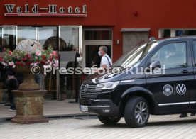 31.08.20 Ankunft DFB Nationalspieler Waldhotel Stuttgart