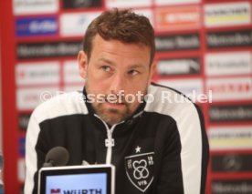 VfB Stuttgart Pressekonferenz Markus Weinzierl