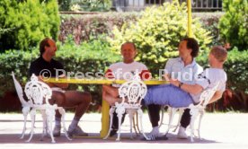 07.06.86 DFB Quartier Galindo