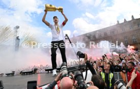 25.05.25 VfB Stuttgart Feier und Autokorso DFB-Pokal Sieg Stuttgart Schlossplatz