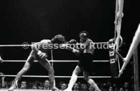 02.12.83 Boxen Rene Weller
