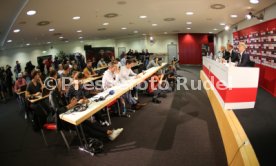 VfB Stuttgart Pressekonferenz Markus Weinzierl