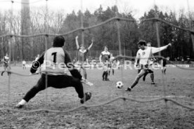 19.03.83 Stuttgarter Kickers - TuS Schlo&szlig; Neuhaus