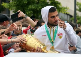 25.05.25 VfB Stuttgart Feier und Autokorso DFB-Pokal Sieg Stuttgart Schlossplatz