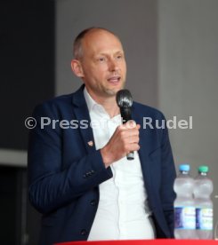 24.06.21 VfB Stuttgart Roter Tisch