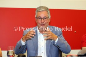 02.08.24 VfB Stuttgart Vorstellung Pr&auml;sidium