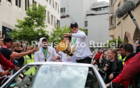 25.05.25 VfB Stuttgart Feier und Autokorso DFB-Pokal Sieg Stuttgart Schlossplatz