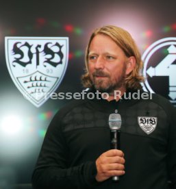 VfB Stuttgart Vorstellung Neues Ausw&auml;rtstrikot