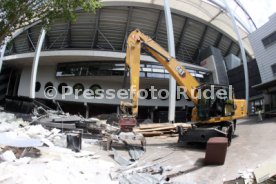 03.06.22 VfB Stuttgart Baggerbiss Umbau Mercedes-Benz Arena Haupttribüne