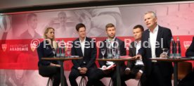 Pressekonferenz Er&ouml;ffnung VfB Stuttgart Akademie