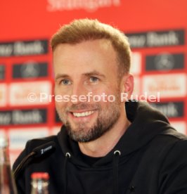 04.04.23 VfB Stuttgart PK Hoene&szlig;