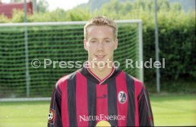06.07.01 SC Freiburg Fototermin 2001/2002