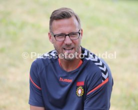 SG Sonnenhof Gro&szlig;aspach Trainer Sascha Hildmann