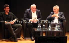 Podiumsdiskussion Stuttgart Liederhalle Wolfgang Dietrich, Mario Gomez, Uli Hoene&szlig;