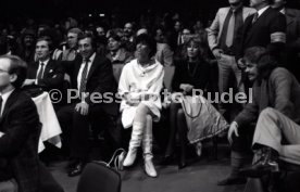 02.12.83 Boxen Rene Weller