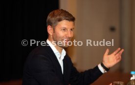 18.11.21 VfB Stuttgart Hitzlsperger