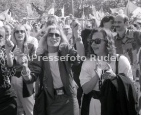 17.05.1992 VfB Stuttgart Meisterschaft Empfang im Stadion