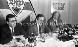 16.01.90 VfB Stuttgart PK Vorstellung Manager Hoene&szlig;