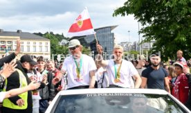 25.05.25 VfB Stuttgart Feier und Autokorso DFB-Pokal Sieg Stuttgart Schlossplatz