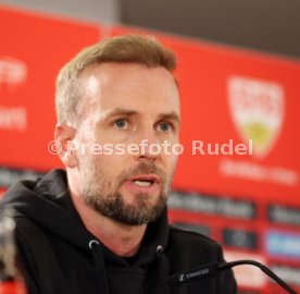 04.04.23 VfB Stuttgart PK Hoene&szlig;