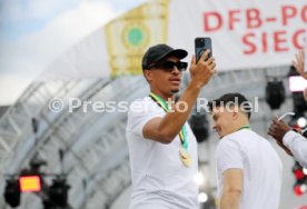 25.05.25 VfB Stuttgart Feier und Autokorso DFB-Pokal Sieg Stuttgart Schlossplatz