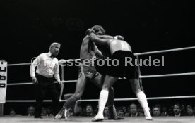 02.12.83 Boxen Rene Weller