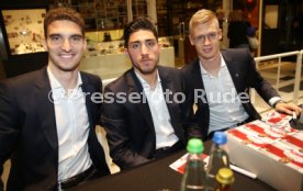 VfB Stuttgart Autogrammstunde Breuninger
