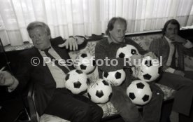 16.10.85 Vorstellung WM M&uuml;nzen 1986 und Prominentenspiel