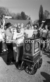 03.05.86 DFB-Pokal Finale FC Bayern M&uuml;nchen - VfB Stuttgart