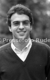 24.10.80 VfB Stuttgart Hansi M&uuml;ller Brille