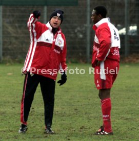 VfB Stuttgart Training li. Ralf Rangnick re. Pablo Thiam Foto Rudel
