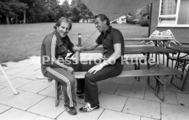 24.07.81 Fussball Bundesliga Ettmayer Senekowitsch