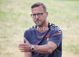 SG Sonnenhof Gro&szlig;aspach Trainer Sascha Hildmann