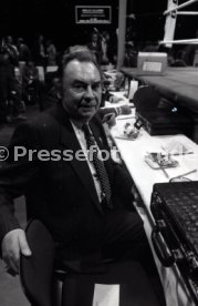 02.12.83 Boxen Rene Weller