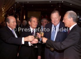 03.03.03 Mayer-Vorfelder 70. Geburtstag