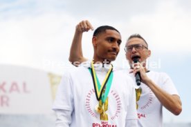 25.05.25 VfB Stuttgart Feier und Autokorso DFB-Pokal Sieg Stuttgart Schlossplatz