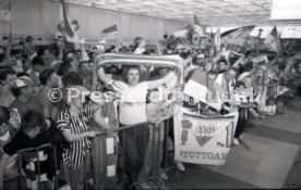 16.05.1992 VfB Stuttgart Meisterschaft Empfang Flughafen