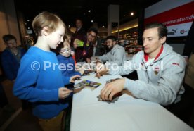 VfB Stuttgart Autogrammstunde